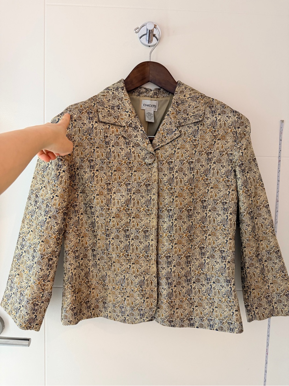 NWOT Chico's Women's Multi-Tone Beige Patterned Jacket